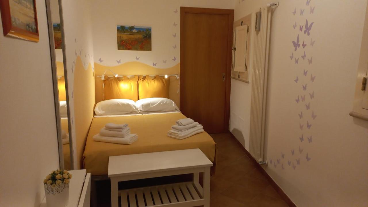 Villino Tronchetto Bianco Bed and Breakfast Mola di Bari Eksteriør billede