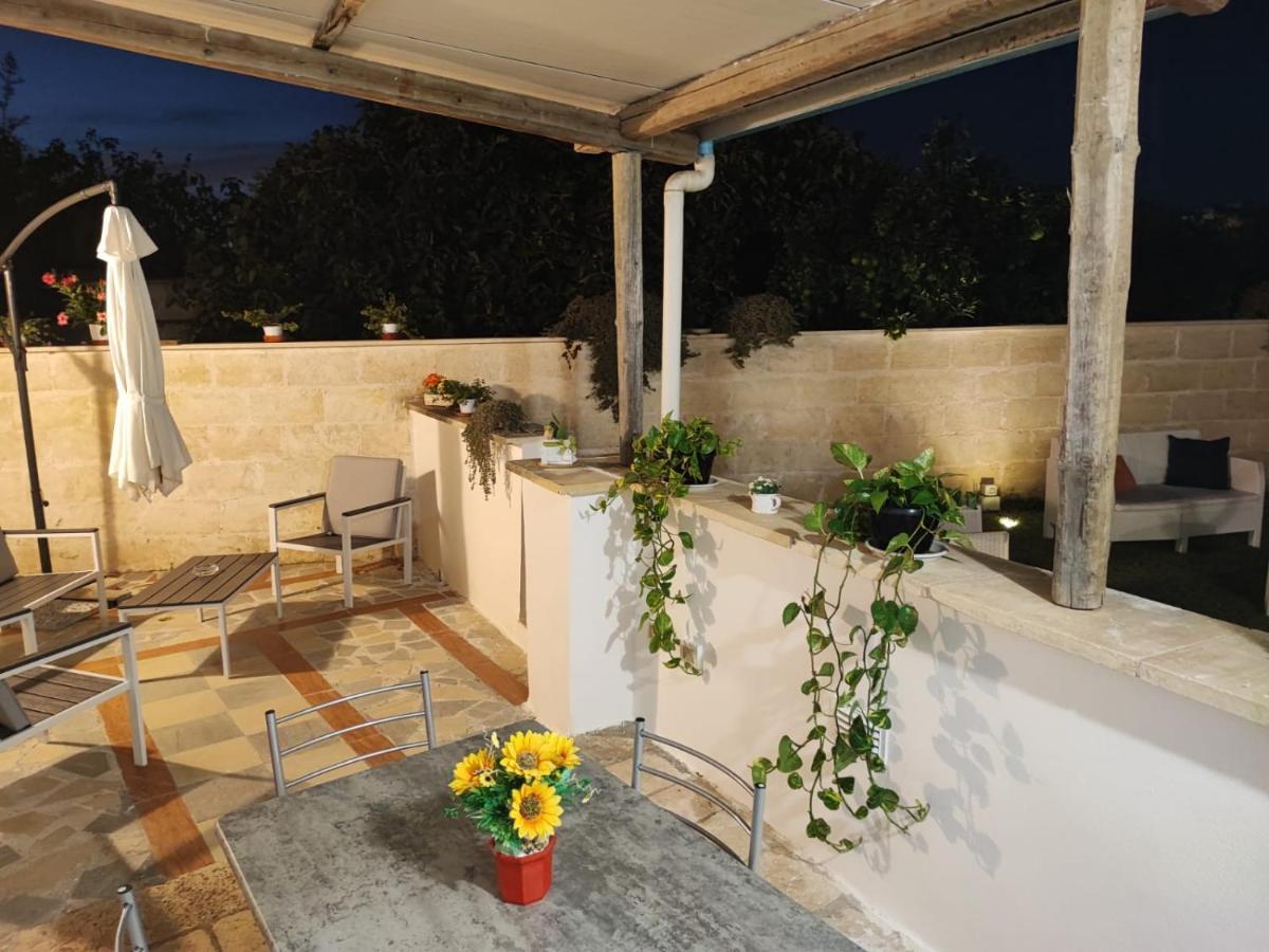 Villino Tronchetto Bianco Bed and Breakfast Mola di Bari Eksteriør billede