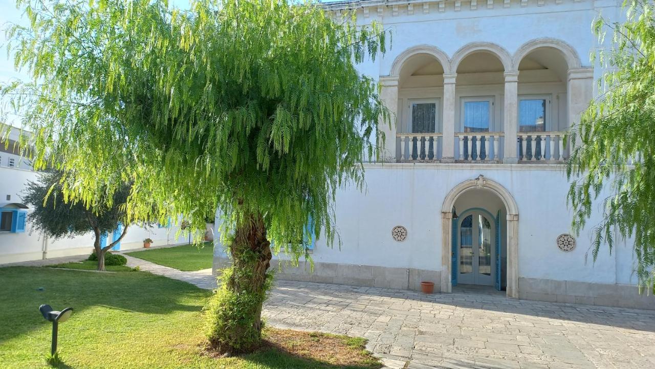 Villino Tronchetto Bianco Bed and Breakfast Mola di Bari Eksteriør billede