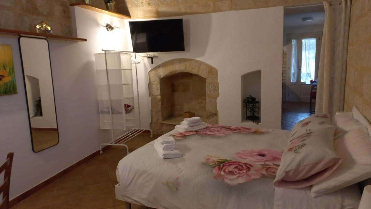 Villino Tronchetto Bianco Bed and Breakfast Mola di Bari Eksteriør billede