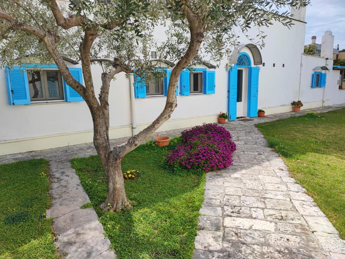Villino Tronchetto Bianco Bed and Breakfast Mola di Bari Eksteriør billede