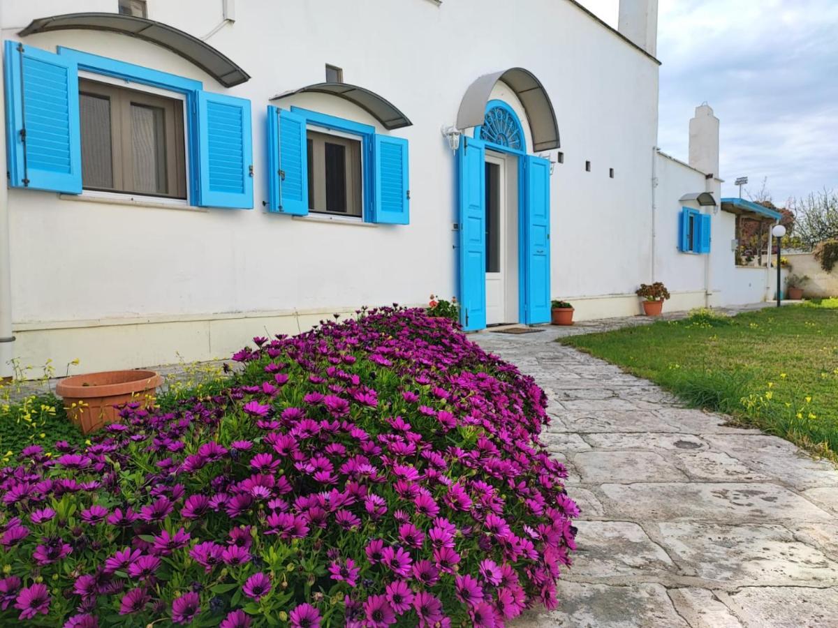 Villino Tronchetto Bianco Bed and Breakfast Mola di Bari Eksteriør billede