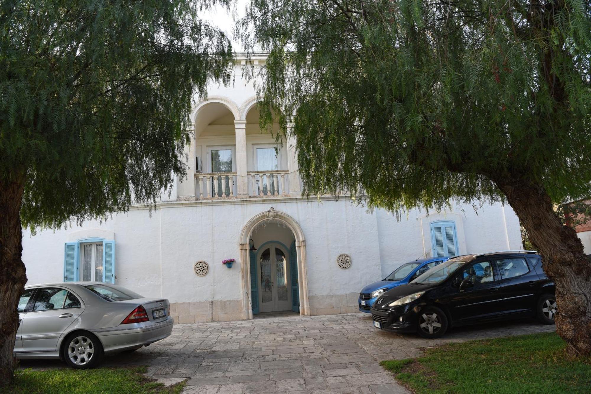 Villino Tronchetto Bianco Bed and Breakfast Mola di Bari Eksteriør billede